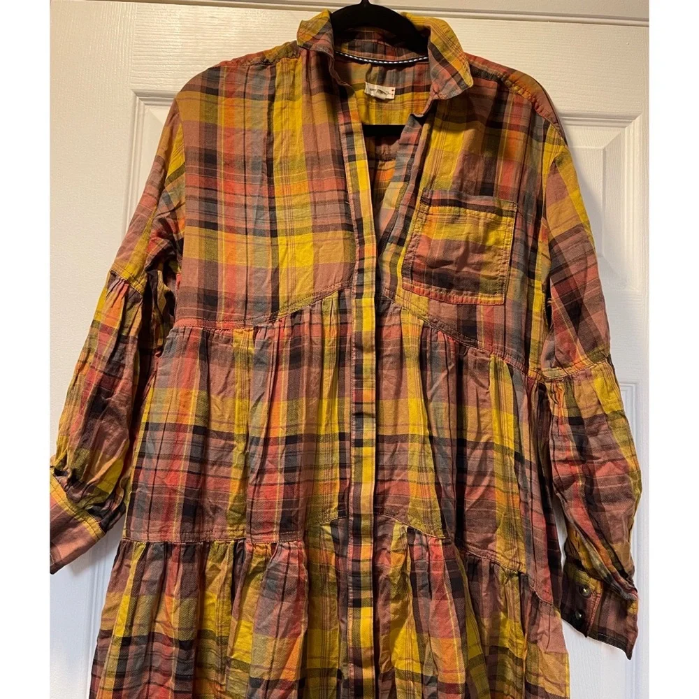 Long-Sleeve Tiered High-Low
Dress - Picture 8 of 10